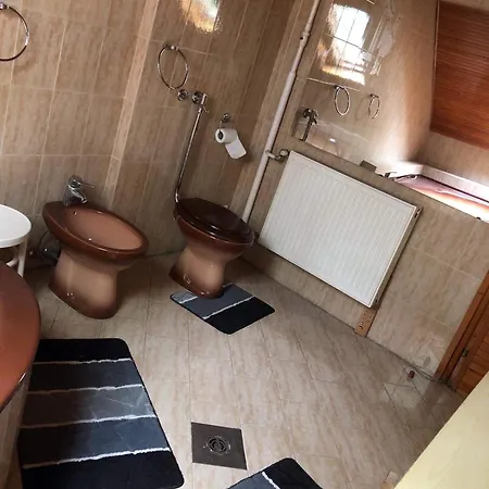 아파트 Fully Furnished Duplex *