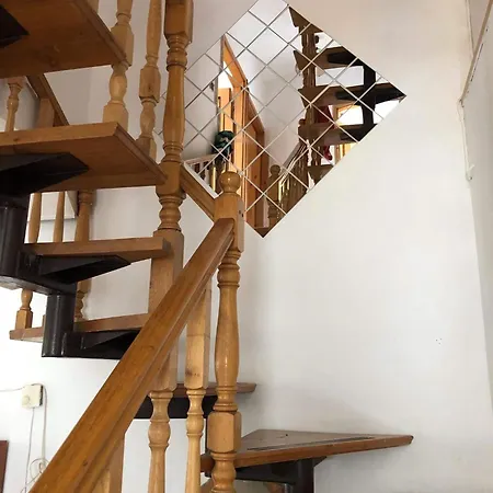 Fully Furnished Duplex 아파트 부다페스트